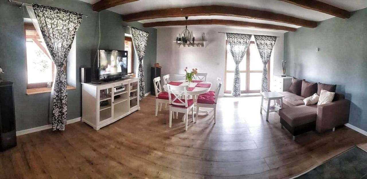 Dom Ignacy Appartement Radochow Buitenkant foto